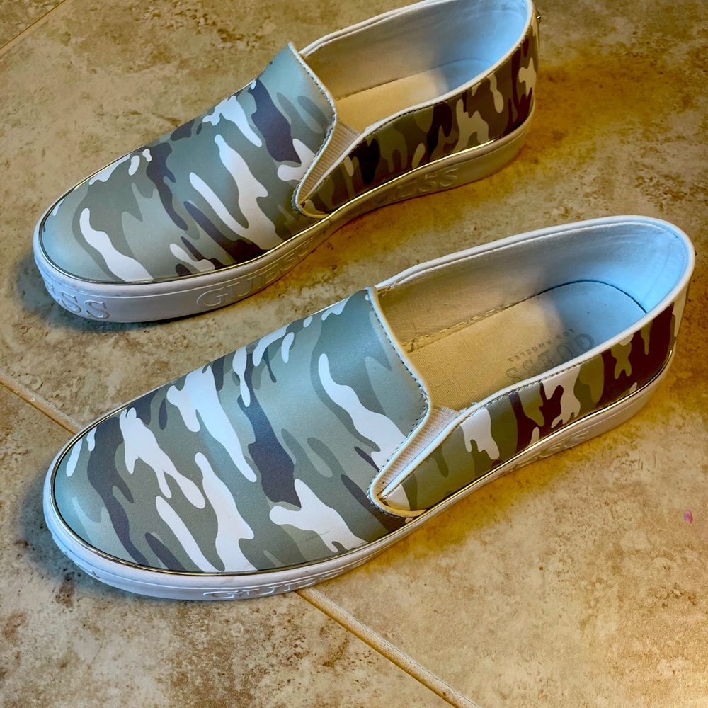 Guess loafers with silver piping 8.5